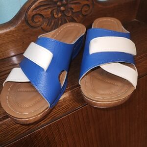 Clarks Blue and White Sandals